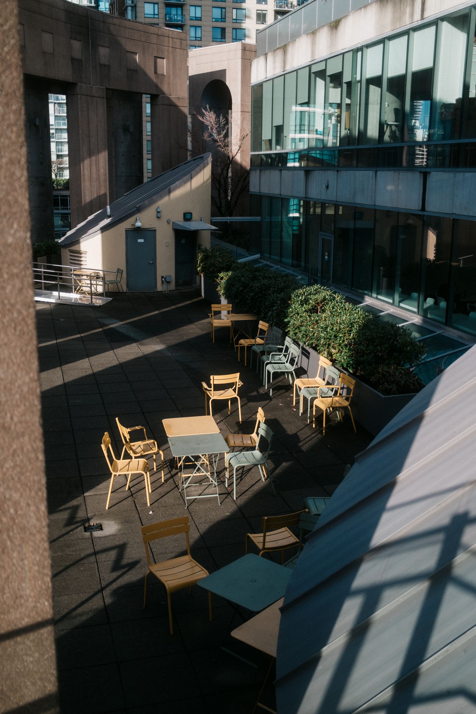 Terrace context for outdoor furniture planning